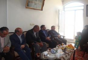 خانواده‌های شهدا و ایثارگران دشمنان را درهم می‌شکنند