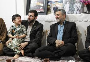 دیدار شهردار مشهد مقدس با خانواده‌های شاهد و ایثارگر مدافع فاطمی