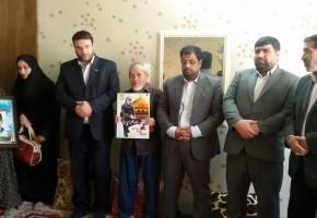 شهدای مدافع حرم الگوی افتخار آفرین جوانان هستند