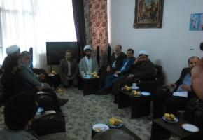 تجلیل مدیر کل بنیاد شهرستان های تهران از شهدای شهرستان ری