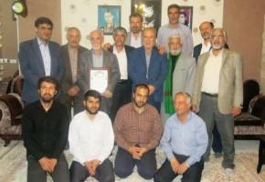 خانواده شهدا، فرزندان خود را با جان و دل تقدیم آرمان های نظام کردند