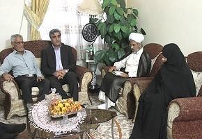 خانواده شهدا افتخار و عزت نظام اسلامی هستند