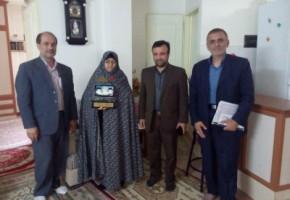 شهدا درس اقتدار، عزت و وحدت آموختند