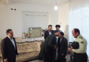 شهدا منتخبین درگاه حق هستند