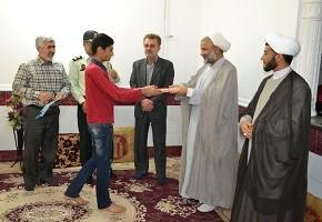 گام نهادن در مسیر آرمان های بزرگ شهیدان وظیفه آحاد جامعه است