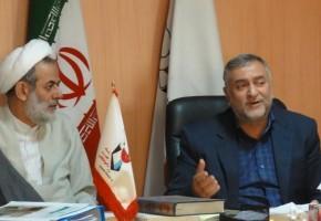 مفاهیم و ارزش‌های دفاع مقدس به جامعه منتقل شود