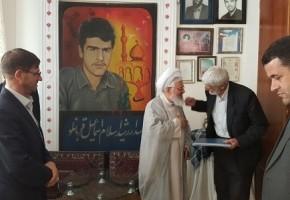 اقتدار و عزت امروز جامعه ما مرهون ایثارگران است