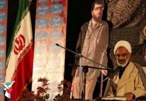 ایستادگی مقابل استکبار از برکات فرهنگ ایثار و شهادت است