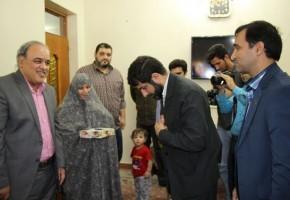 دیدار استاندار خوزستان با ایثارگران در اهواز