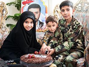 دلنوشته دختر خردسال شهید مدافع حرم در جشن تولد پدر