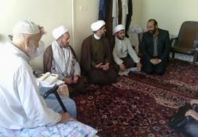 خانواده های شهدا و ایثارگران پایه ها و ستون های انقلاب هستند