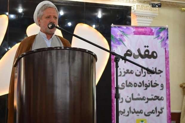 جانبازان بصیر، روشن‌تر از چشم ظاهری، حضرت حق را می‌بینند