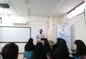 بهره‌گيري از ظرفيت نخبگان ايثارگر ضروري است