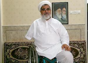 زندگی متفاوت روحانی «جانباز» با یک دست!