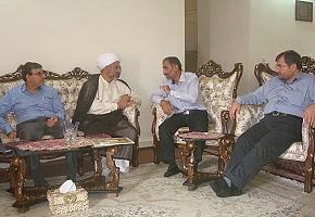 آزادگان نماد عزت و سربلندی ایران اسلامی هستند