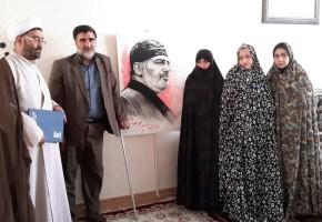 دیدار مدیرکل بنیاد خراسان رضوی با خانواده شهدای مدافع حرم و منا