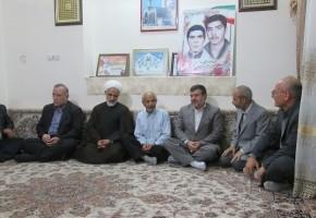 افتخار دولت خدمتگزاری به خانواده شهدا و ایثارگران است