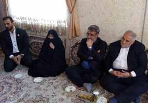 دیدار وزیر کشور با خانواده شهیدان حسینی