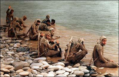 دستی از غیب غواصان والفجر 8 را از چشم دشمن پنهان کرد