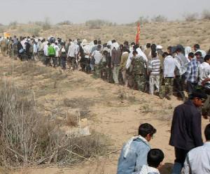 معبری که آن روزها برای عبور یک نفر باز شد