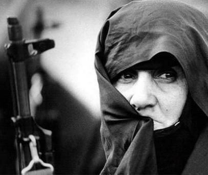 ان‌شاالله روز قیامت در برابر شهیدان شرمنده نباشیم