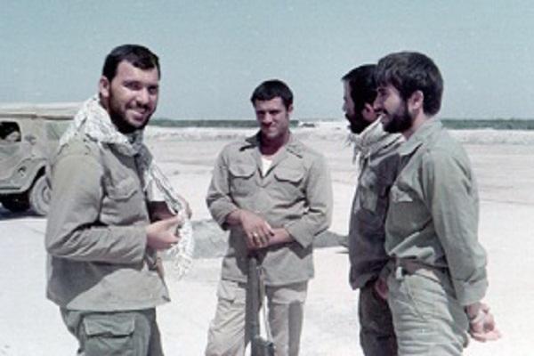 در عین حال مدیر تمام عیاری بود