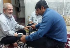 اجرای طرح پایش سلامت و ویزیت در منزل خانواده شهدای خور و بیابانک