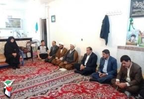 والدین معظم شهدا همواره باوجود و حضور خود درس ایثار و ازخودگذشتگی به جامعه می‌دهند