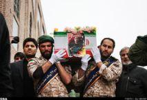 همراه پیکر علی برای ماه‌عسل به زیارت امام رضا (ع) رفتیم