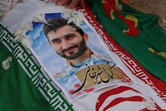 ماجرای کودک بی قراری که در آغوش «آقا» آرام گرفت