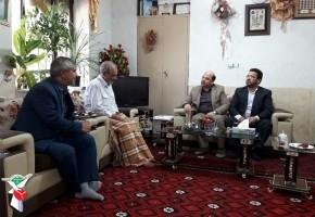 مادران و پدران شهدا اسوه‌های صبر و مقاومت هستند