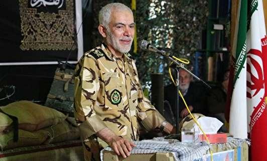 نماز شکر فرمانده عملیات «مرصاد» پس از حمله منافقین