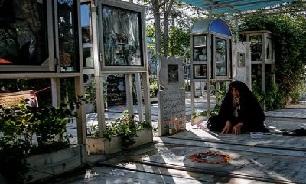 خانواده شهدا شهادت فرزندانشان را بزرگ‌ترین افتخار می‌دانند