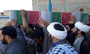 پیکر پدر روحانی شهید«مسعود صالح‌فر» در اندیمشک تشییع شد