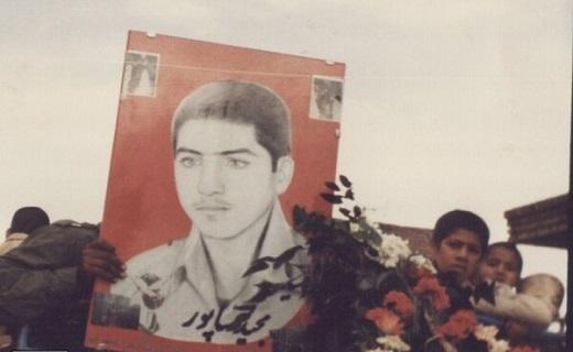 دانش آموز شهیدی که وصیت کرد پیکرش را به کلاس درس ببرند