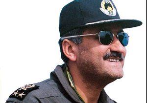 مردی از تبار خوبان