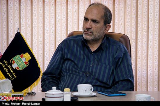 آخرین نفری که حاج‌همت را بوسید، کیست؟ +عکس