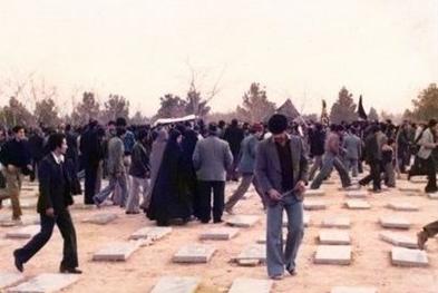 سروده وحیده وافضلی در رثای شهدای ۱۷ شهریور