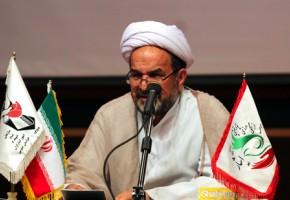 احترام و تکریم خاندان معزز ایثارگری یکی از وظایف اصلی پرسنل بنیاد شهید است