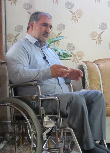 جانبازان دانشجو به دانشجویان درس ایثار می‌آموزند