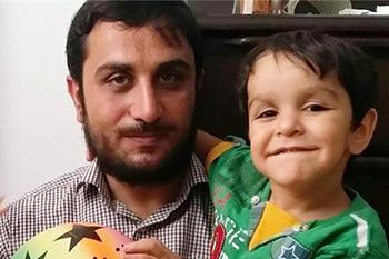 با شنیدن خبر شهادت احمد، خنده ام گرفت!