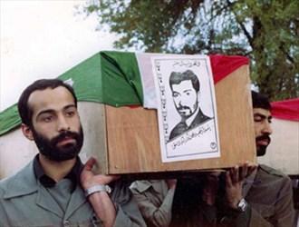 مادر سه شهید دفاع مقدس: بدحجابی خانواده شهدا را می رنجاند