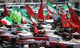 شهدا قهرمانان دفاع مقدس یا قربانیان جنگ