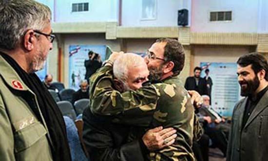  بوسه سردار بر پیشانی سردار