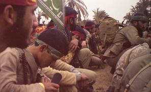 حاج عباس جان مادرت ما را بي‌پدر نكن!