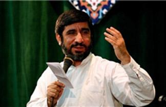 احساس می کردم در کنار شهید ایستاده ام