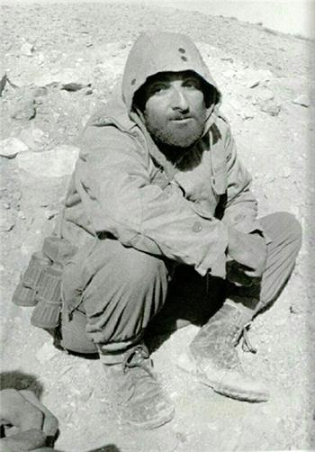 شهید باکری در اوج خستگی