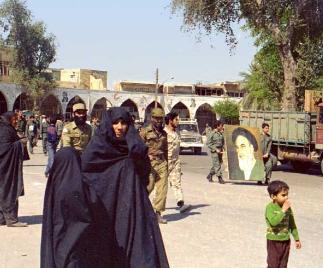 مقاومت زنان خرمشهر به روایت کبری نقدی زاده