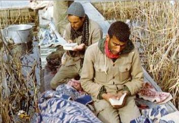 ماه رمضان در جبهه‌ها چگونه می‌گذشت؟