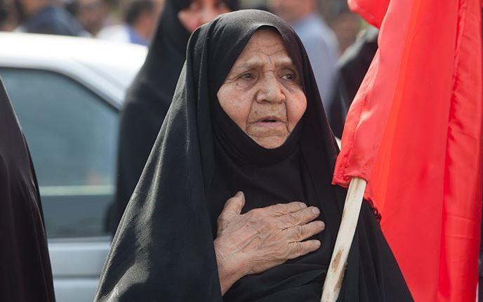 از التماس‌های مادر شهید تا حراج رایگان اجناس مغازه‌ها